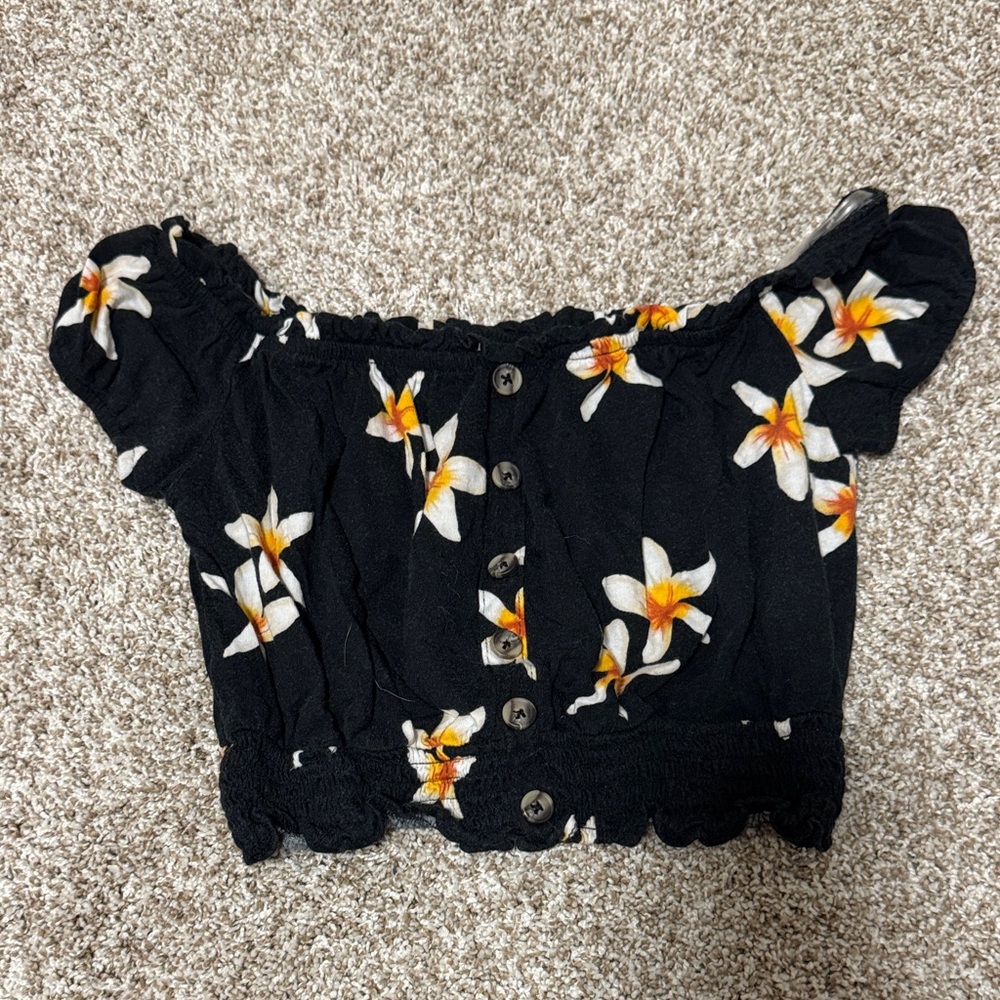 Aeropostale Black Floral Off-Shoulder Blouse